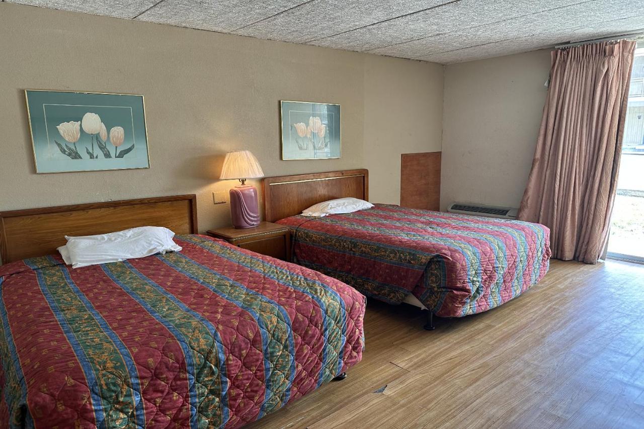 Kampus Inn Gainesville - University Area Hotel Kültér fotó